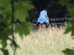 amateur-sex-on-park-bench-meagan-from-dates25com